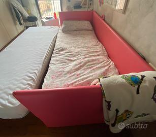 Letto singolo con materasso più un’ulteriore letto