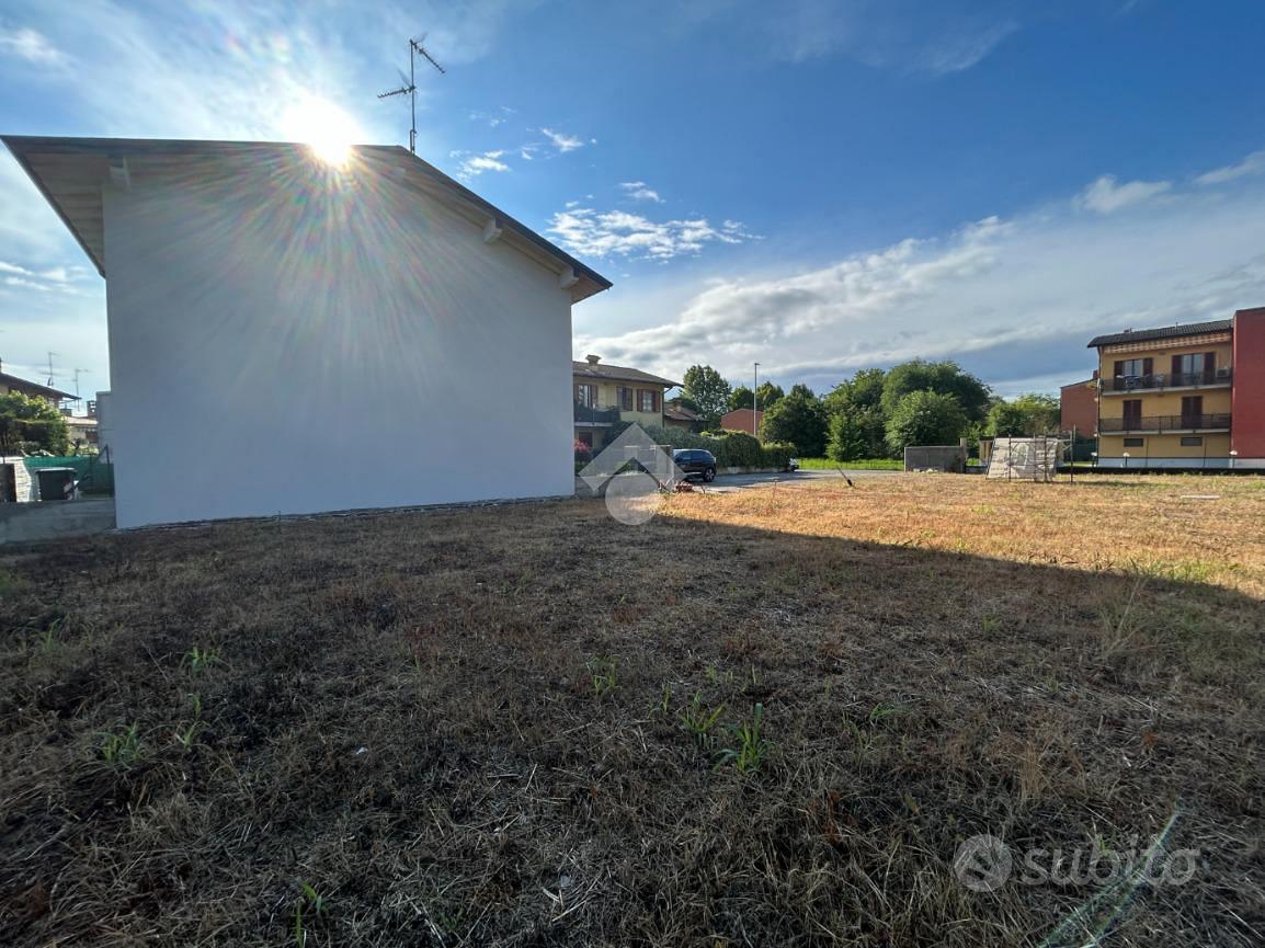 TER. RESIDENZIALE A SONCINO - Vista 3