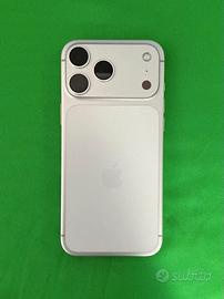 iPhone 17Pro Max Silver 256GB praticamente nuovo