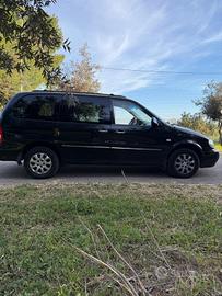 KIA CARNIVAL ECCEZZIONALE 