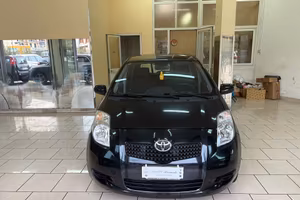 Toyota Yaris 1000 5 porte Full Optional