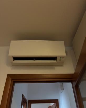 Condizionatore daikin con macchina e tre split