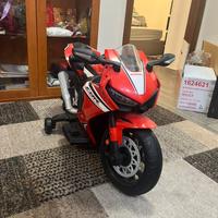 moto Honda giocattolo 