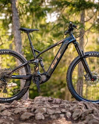 E-bike GT eForce Amp+ Black
