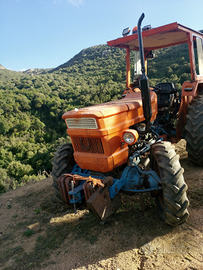 Trattore fiat 450 dt