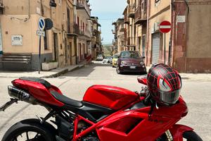 Ducati 848 evo