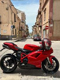 Ducati 848 evo