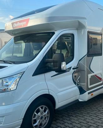 Challenger Genesis 194 Ford Transit