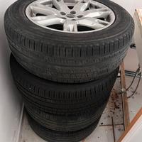 Cerchi da 18 originali land rover evoque gommati