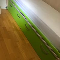 Cameretta bambino con materasso