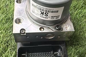 ABS HYUNDAI iX35 1Â° Serie BE6003O105 Diesel 1.7 C