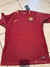 Maglia Roma addio Totti
