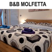 A due passi da stazione FS e Corso Umberto I