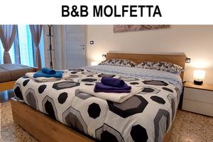 A due passi da stazione FS e Corso Umberto I