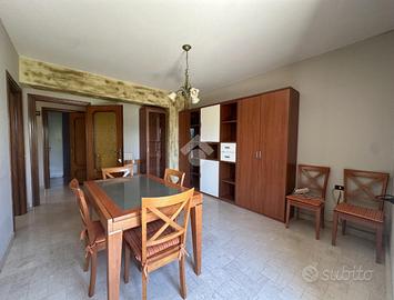 CASA SEMINDIPENDENTE A MONTECASTRILLI