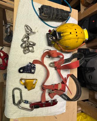 Attrezzatura speleo