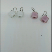 Orecchini in vetro colorato