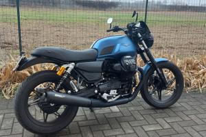 Guzzi V7 850 2025 E5+, stupenda e iperaccessoriata