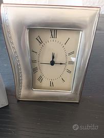 Orologio da tavolo.