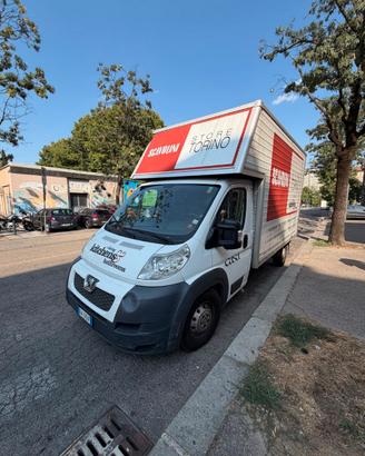 PEUGEOT BOXER 2.2 HDI 110 CV FURGONE CON BOX