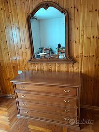 Cassettiera in legno