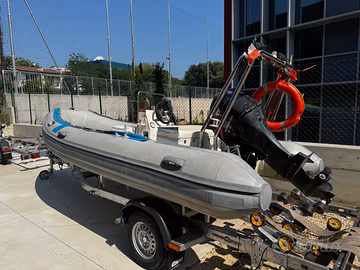 Gommone mistral 4,80 motore mercury 40 cv