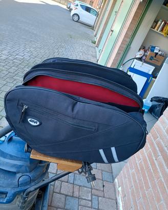 Borse GIVI morbide