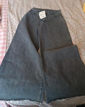 jeans donna  a zampa d'elefante 