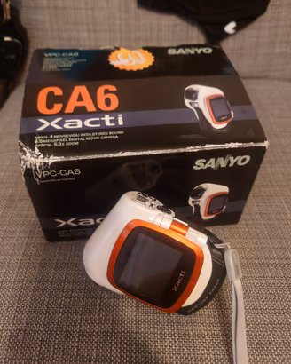 fotocamera Sanyo xacti 