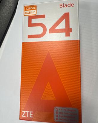 Blade 54  128 GB - 8 GB Ram