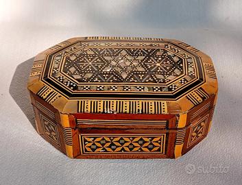 Portagioie ottagonale legno osso e madreperla 