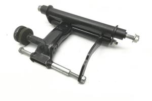 STAFFA SUPPORTO MOTORE BRACCIO OSCILLANTE PIAGGIO 