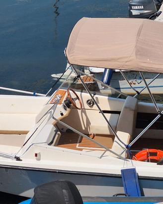 BARCA A MOTORE CANTIERI NAUTICI GOBBI