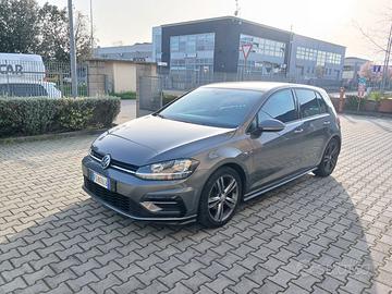 Golf 7,5 1.0 TSI 115CV R-Line