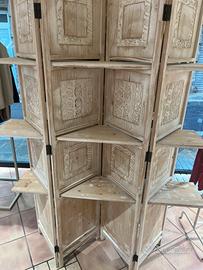Divisorio/scaffale in legno