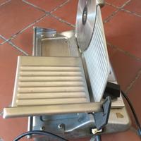 Affettatrice elettrica