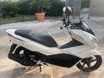 Honda PCX 125 - 2015