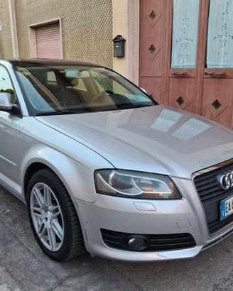 Audi A3 1.6 TDI 105CV