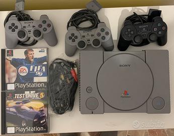 PlayStation1 + 3 joysticks + 2 giochi