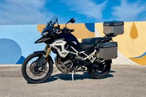 TRIUMPH TIGER 1200 RALLY PRO