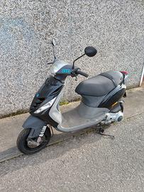 Piaggio Zip 125 300cc a liquido
