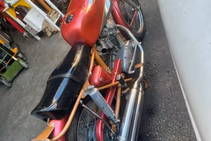 Moto ducati 200 elite