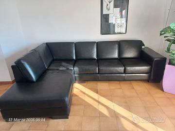 Divano in vera pelle