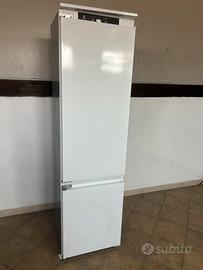 Frigorifero whirlpool