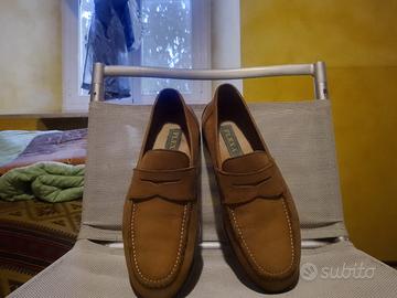 Mocassini Flexa in nabuk color mandorla