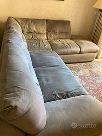 divano letto con cassettone
