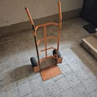 Carrello manuale portapacchi in metallo robusto