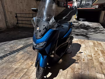 Yamaha NMAX 155 - 2022 - solo 2201 km