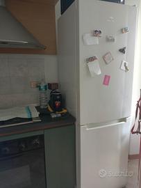 maxi frigo Indesit  