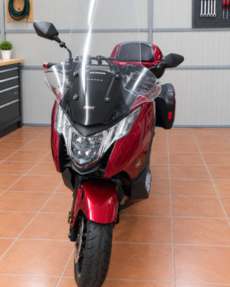 Scooter Honda INTEGRA 750 DCT 6.400 km
